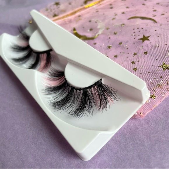 Color Highlight Lash Bundle - Picture 2 of 4